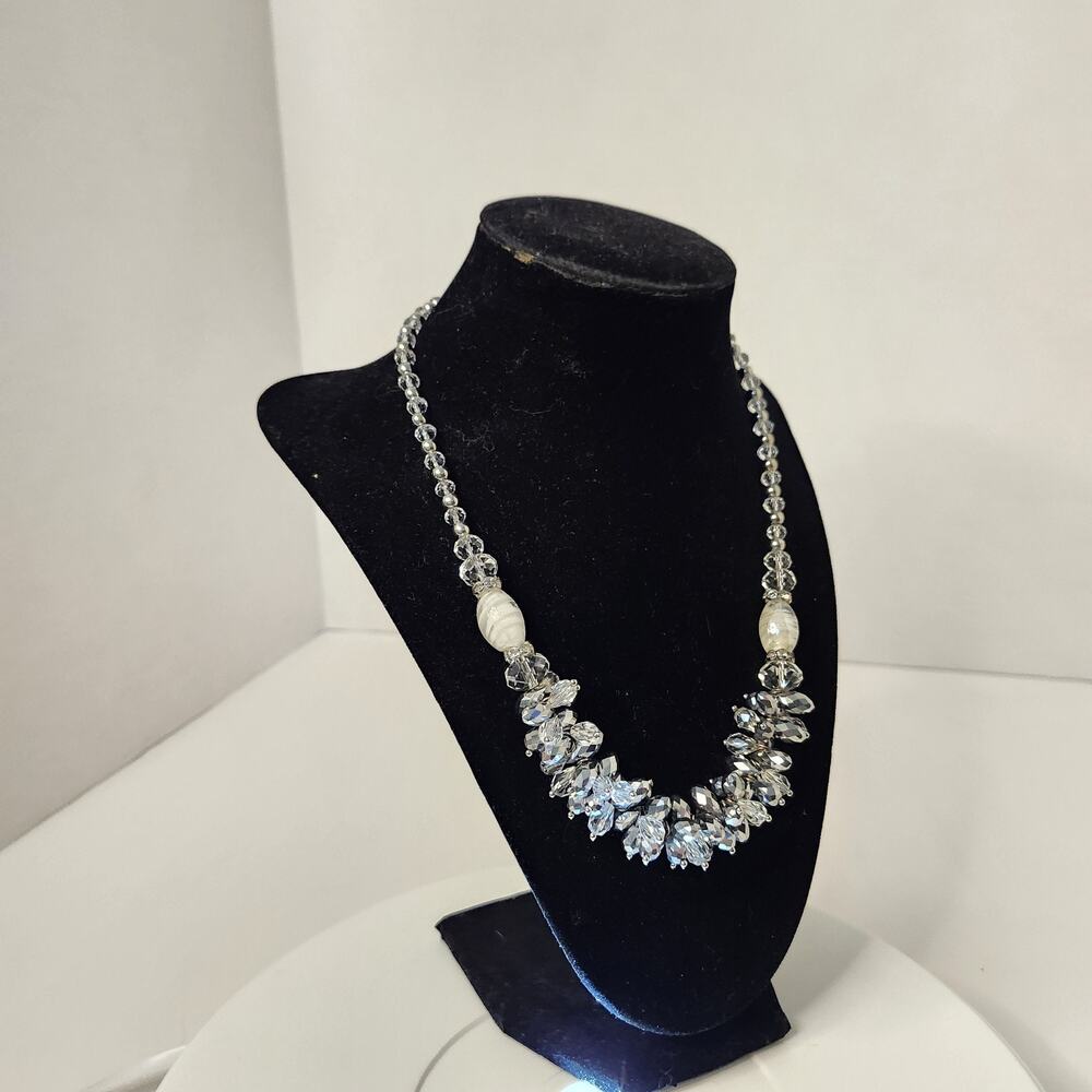 NEW Vintage Style Statement Cluster Sparkling Necklace Clear Gray Crystal Beads